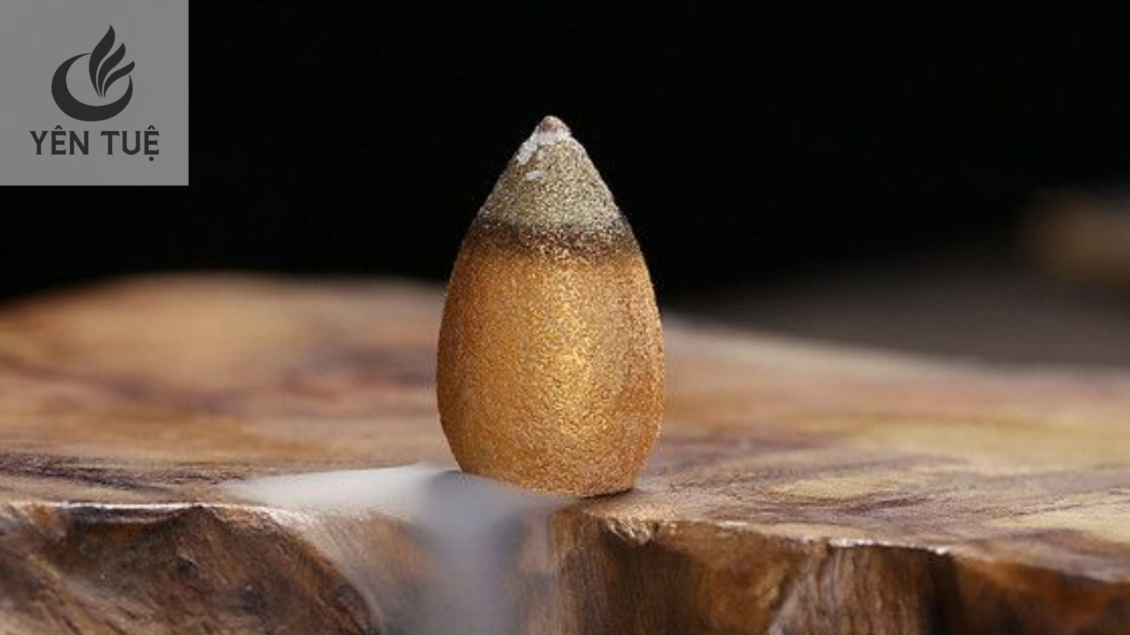 Ý nghĩa khi dùng nụ trầm hương khói ngược  