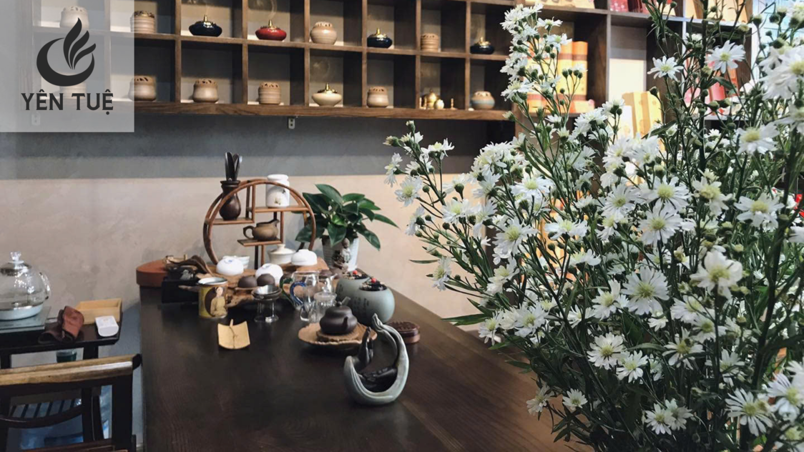 Địa chỉ mua trầm hương uy tín trầm hương Yên Tuệ