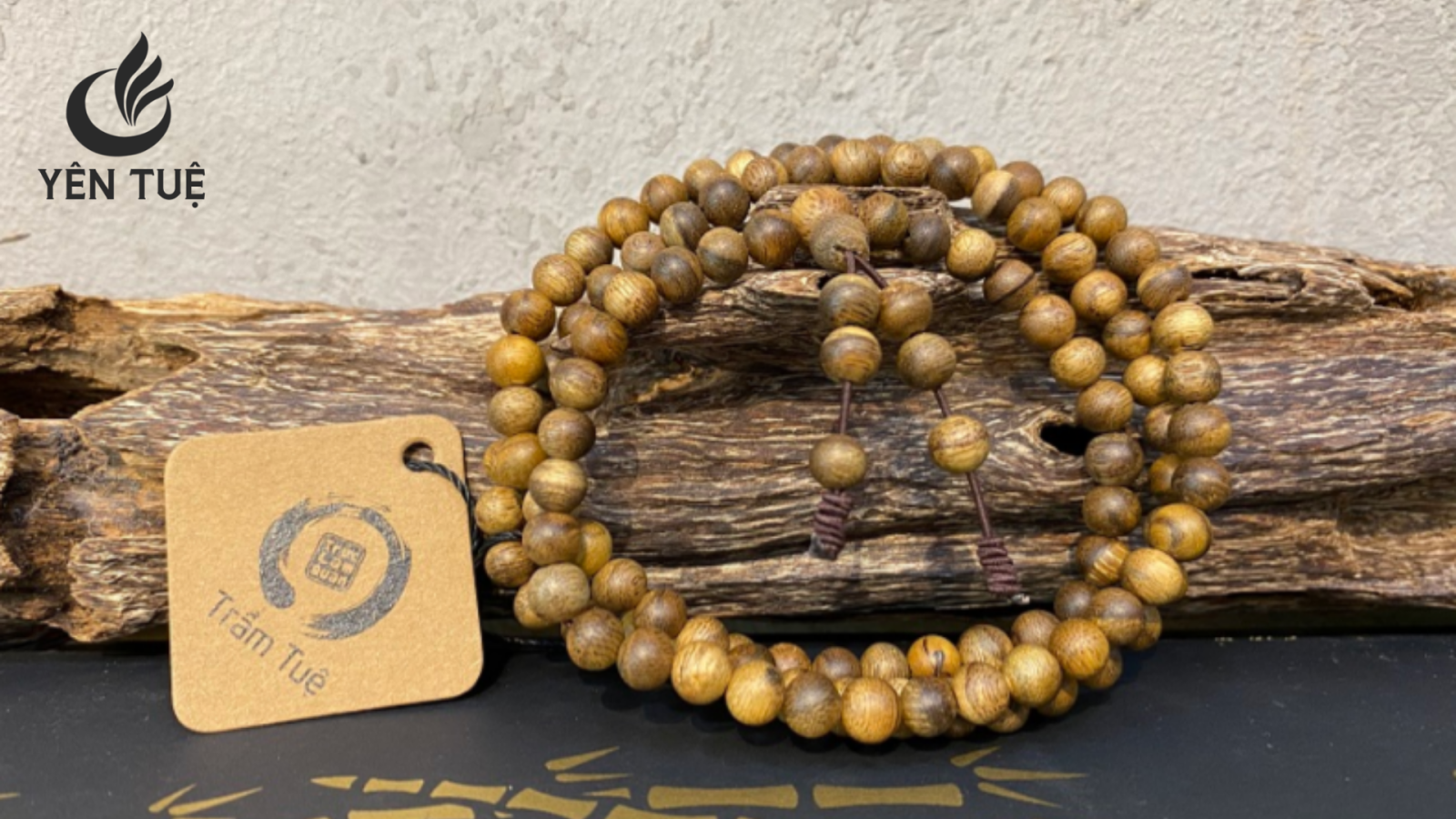Vòng trầm tốc hạt 6mm, 108 hạt, quấn 4 vòng Yên Tuệ