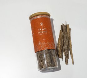 Trầm Miếng Trầm Tuệ Lọ 20gram