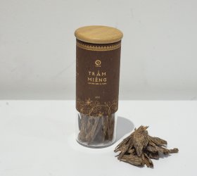 Trầm Miếng Kiến Thượng Hạng Lọ 20gram