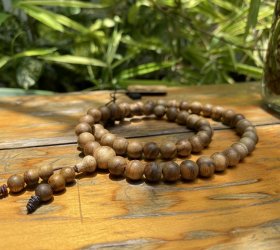 Vòng trầm tốc hạt 8 mm, 54 hạt, quấn 2 vòng