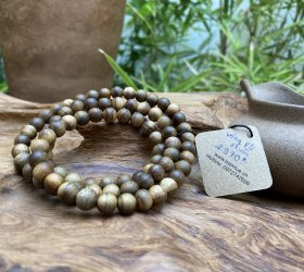 Vòng trầm tốc hạt 8 mm, 81 hạt, quấn 3 vòng